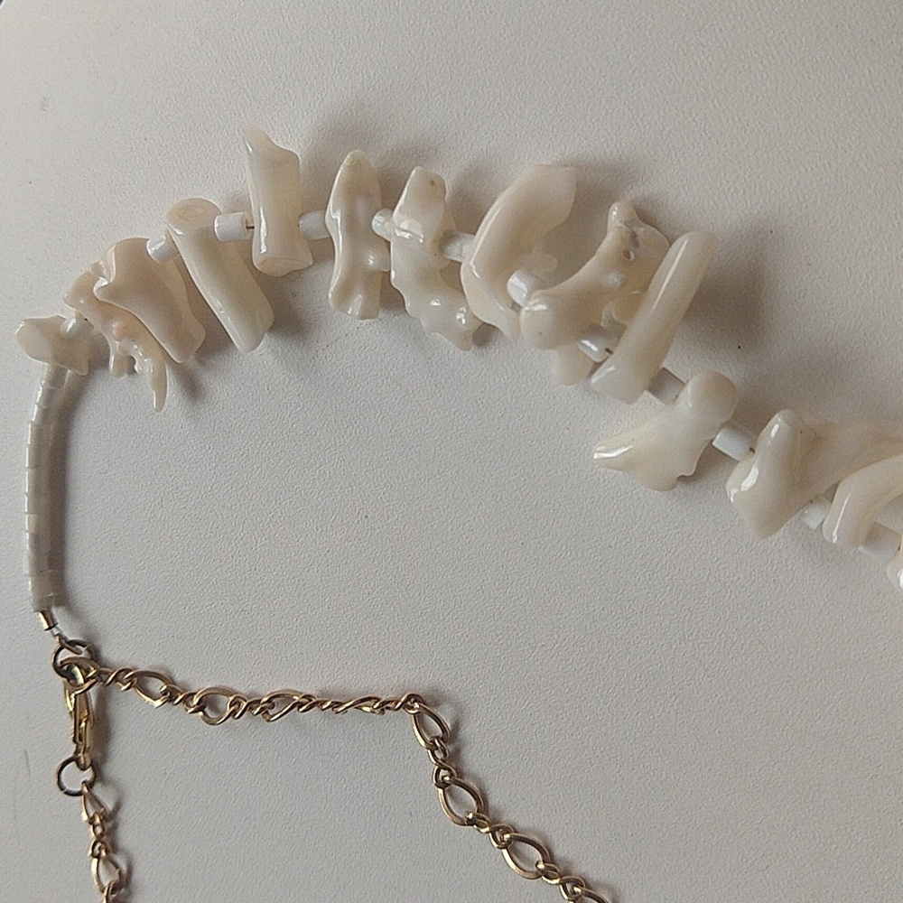 Genuine branch coral white vintage necklace collar adjustable gold tone clasp - Picture 5 of 17